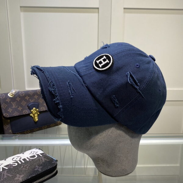 Hermes Davis H Primavera Cap Dark Blue Hermes Cap