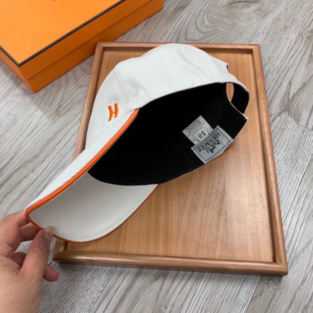 Hermes Davis H Primavera Cap White Hermes Cap - Image 2