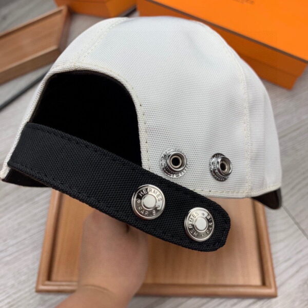 Hermes Davis H Primavera Cap White/Black Hermes Cap