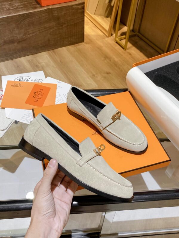 Hermes Destin Loafer Ivory For Women, Women's Shoes H212116Z T8400