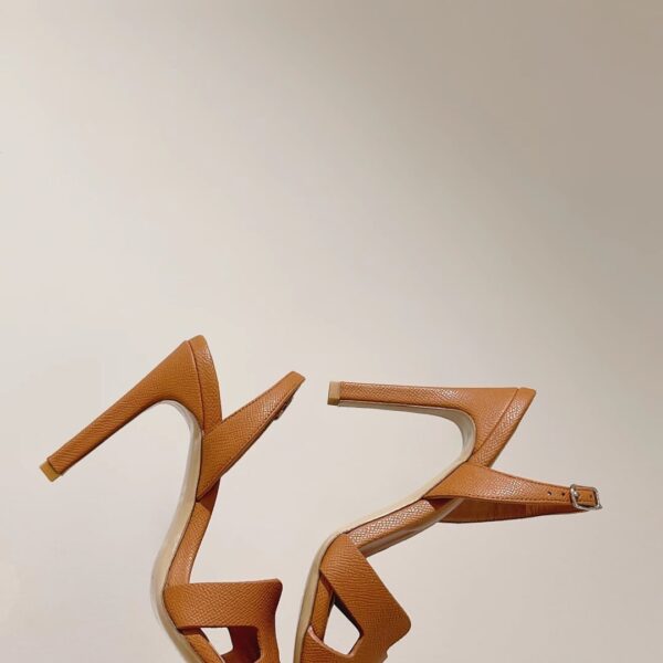 Hermes Ella Sandal Brown For Women 4.1in/10.5cm