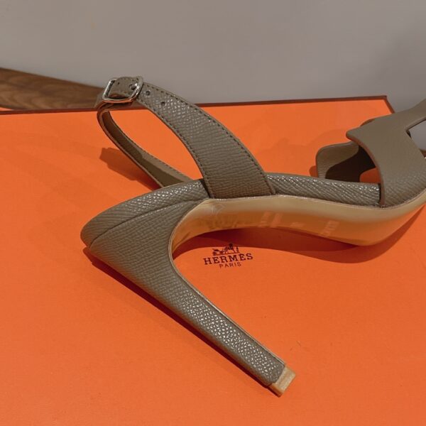 Hermes Ella Sandal Light Brown For Women 4.1in/10.5cm