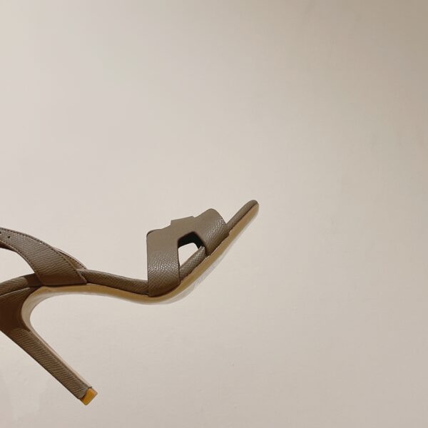 Hermes Ella Sandal Light Brown For Women 4.1in/10.5cm
