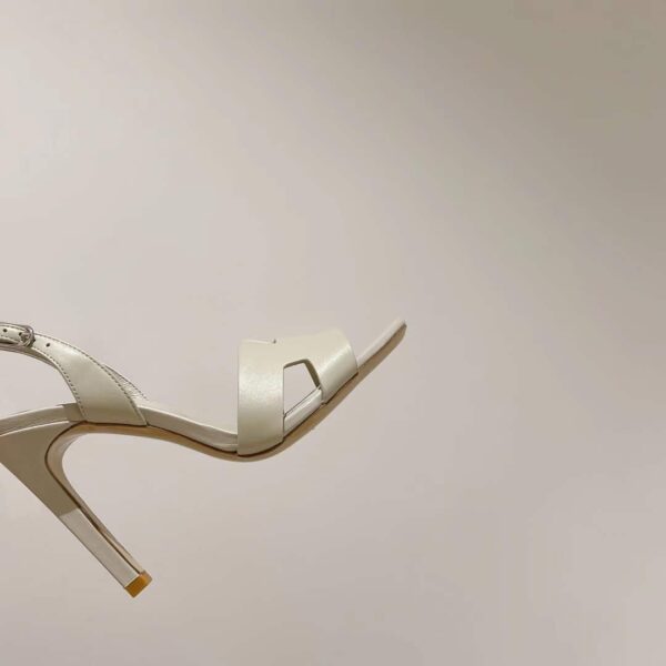 Hermes Ella Sandal White Grey For Women 4.1in/10.5cm