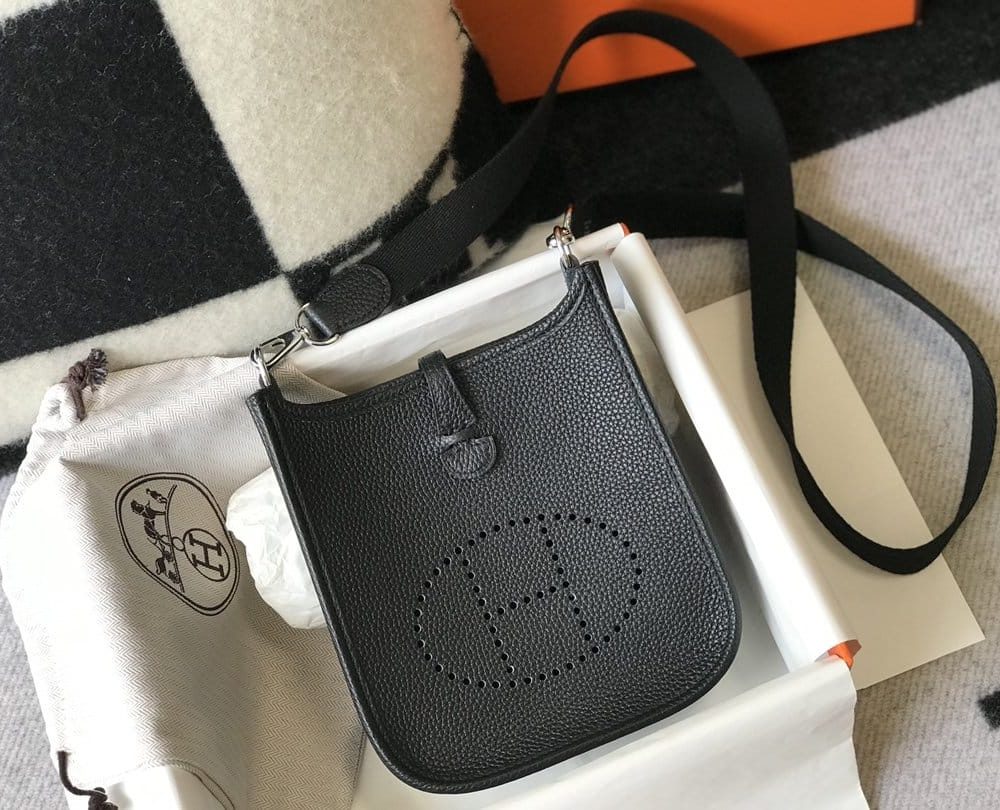 1:1 Replica Hermes Evelyne 16 Amazone Bag Black With Silver-Toned Hardware For Women, Women's Shoulder And Crossbody Bags 6.3in/16cm H069426CKAV