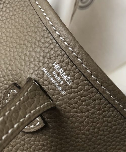 1:1 Replica Hermes Evelyne 16 Amazone Bag Etoupe With Silver-Toned Hardware For Women, Women's Shoulder And Crossbody Bags 6.3in/16cm H069426CKBF