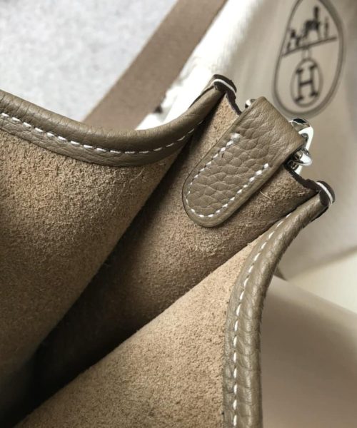 1:1 Replica Hermes Evelyne 16 Amazone Bag Etoupe With Silver-Toned Hardware For Women, Women's Shoulder And Crossbody Bags 6.3in/16cm H069426CKBF