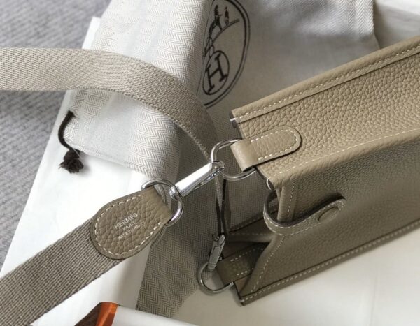 1:1 Replica Hermes Evelyne 16 Amazone Bag Greige With Silver-Toned Hardware For Women, Women's Shoulder And Crossbody Bags 6.3in/16cm