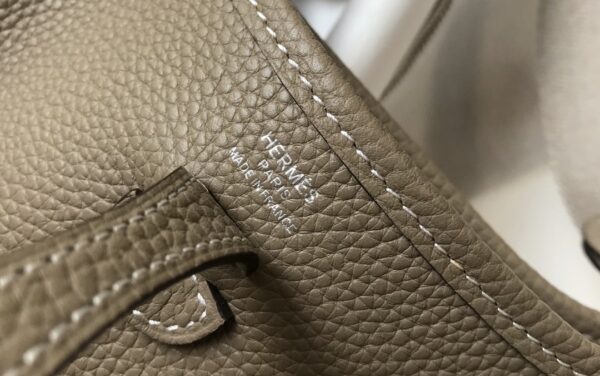 1:1 Replica Hermes Evelyne 16 Amazone Bag Greige With Silver-Toned Hardware For Women, Women's Shoulder And Crossbody Bags 6.3in/16cm