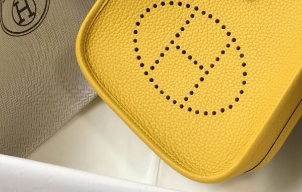 1:1 Replica Hermes Evelyne 16 Amazone Bag Yellow With Silver-Toned Hardware For Women, Women's Shoulder And Crossbody Bags 6.3in/16cm