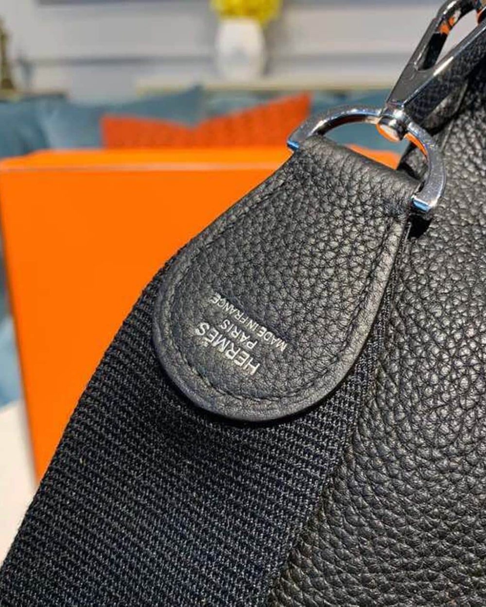 1:1 Replica Hermes Evelyne III 29 Bag Black With Silver-Toned Hardware For Women, Women's Shoulder And Crossbody Bags 11.4in/29cm H056277CK89