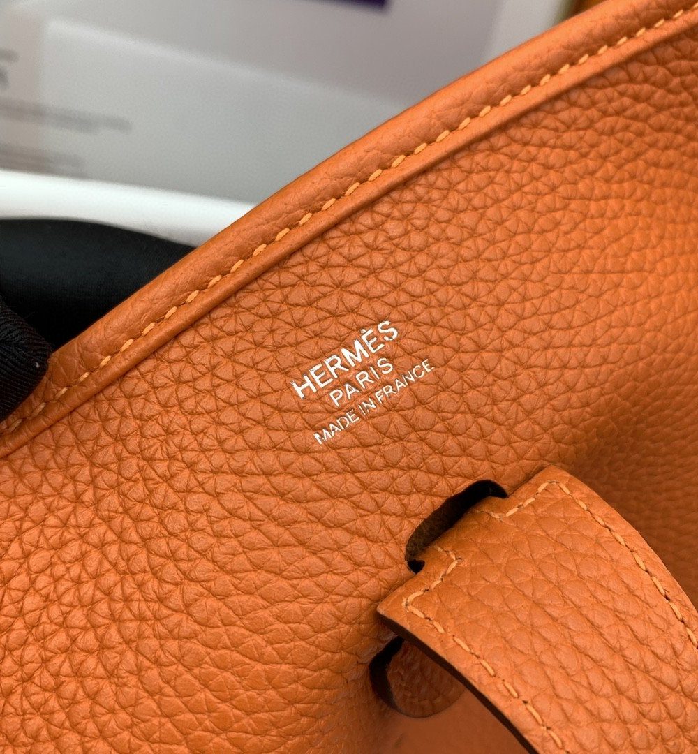 1:1 Replica Hermes Evelyne III 29 Bag Orange With Silver-Toned Hardware For Women, Women's Shoulder And Crossbody Bags 11.4in/29cm H056277CC9J