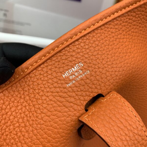 1:1 Replica Hermes Evelyne III 29 Bag Orange With Silver-Toned Hardware For Women, Women's Shoulder And Crossbody Bags 11.4in/29cm H056277CC9J