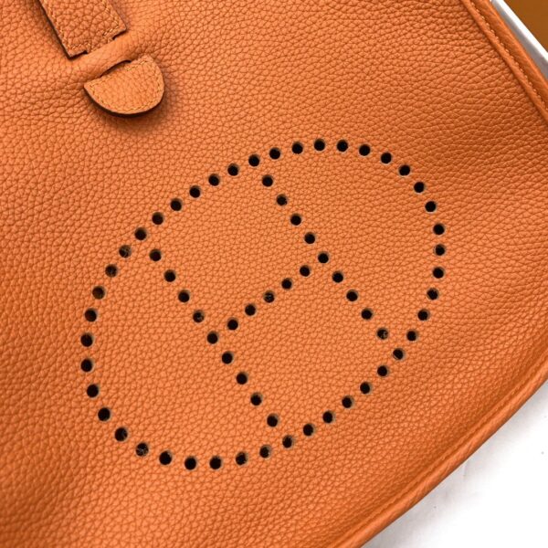 1:1 Replica Hermes Evelyne III 29 Bag Orange With Silver-Toned Hardware For Women, Women's Shoulder And Crossbody Bags 11.4in/29cm H056277CC9J