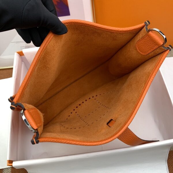 1:1 Replica Hermes Evelyne III 29 Bag Orange With Silver-Toned Hardware For Women, Women's Shoulder And Crossbody Bags 11.4in/29cm H056277CC9J
