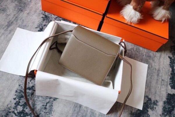 1:1 Replica Hermes Evercolor Sac Roulis 23 Grey Galet For Women, Women's Handbags, Shoulder Bags 9in/23cm