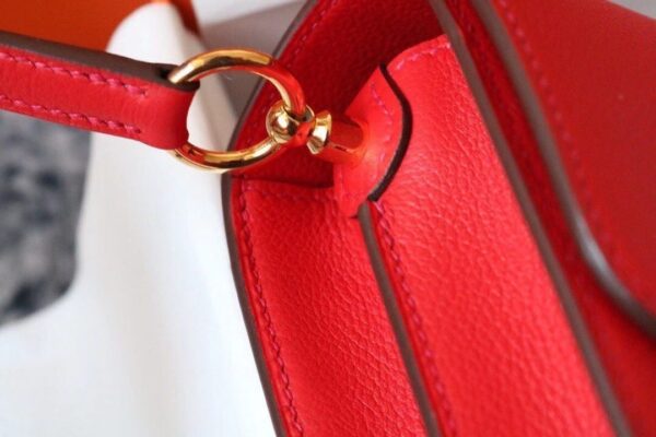 1:1 Replica Hermes Evercolor Sac Roulis 23 Red For Women, Women's Handbags, Shoulder Bags 9in/23cm
