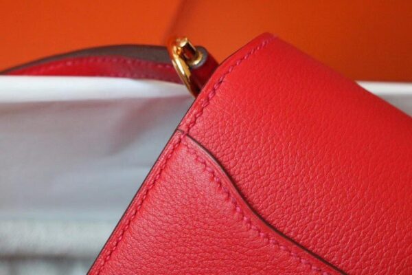 1:1 Replica Hermes Evercolor Sac Roulis 23 Red For Women, Women's Handbags, Shoulder Bags 9in/23cm