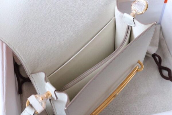 1:1 Replica Hermes Evercolor Sac Roulis 23 White For Women, Women's Handbags, Shoulder Bags 9in/23cm