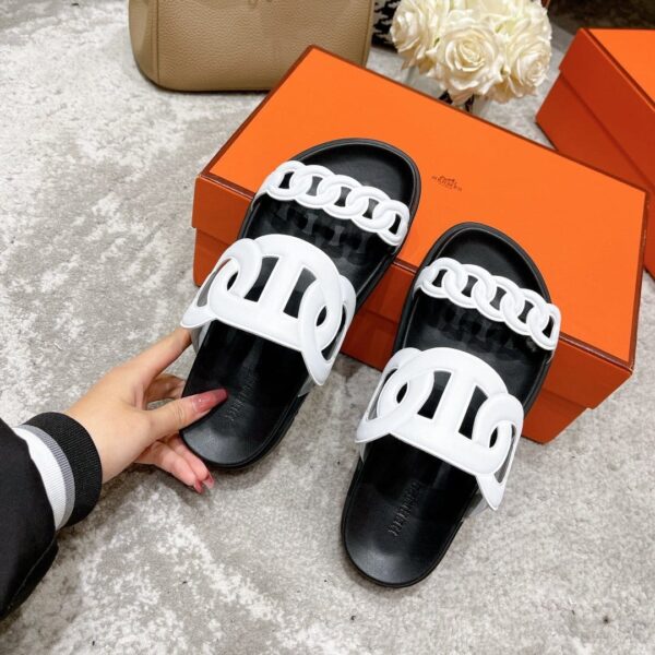 Hermes Extra Sandal Black/White For Women, Women's Shoes H221146Z 90350