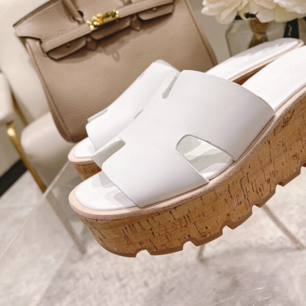 Hermes Eze 30 Sandal White For Women, Women's Shoes H221026Z 90380