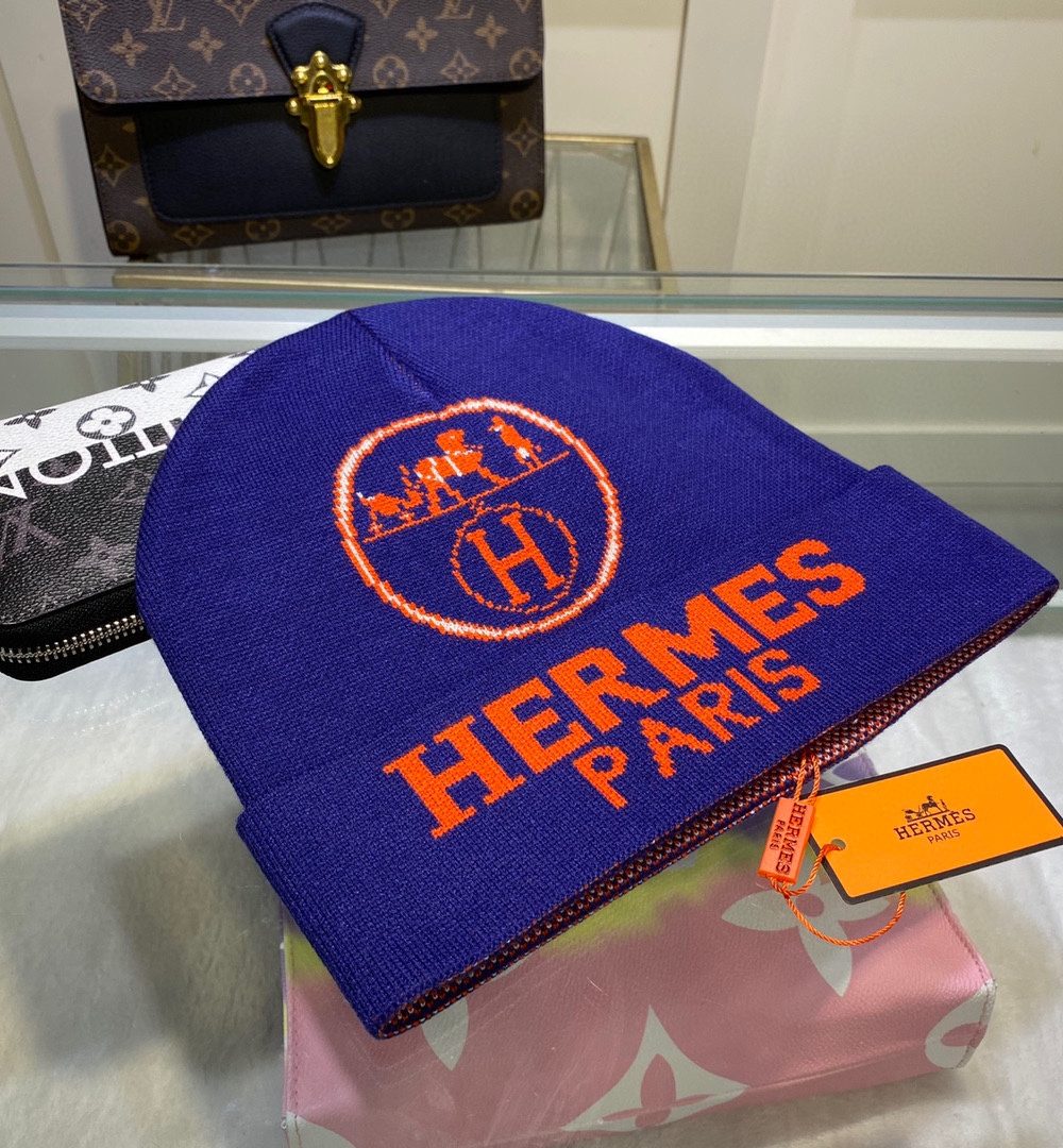 Hermes Frequence Beanie In Blue