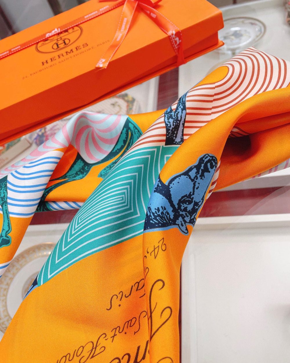 Hermes Garde-Robe Pop Detail Abricot/Rose/Bleu Square Scarf 90cm/35in H893888S 01