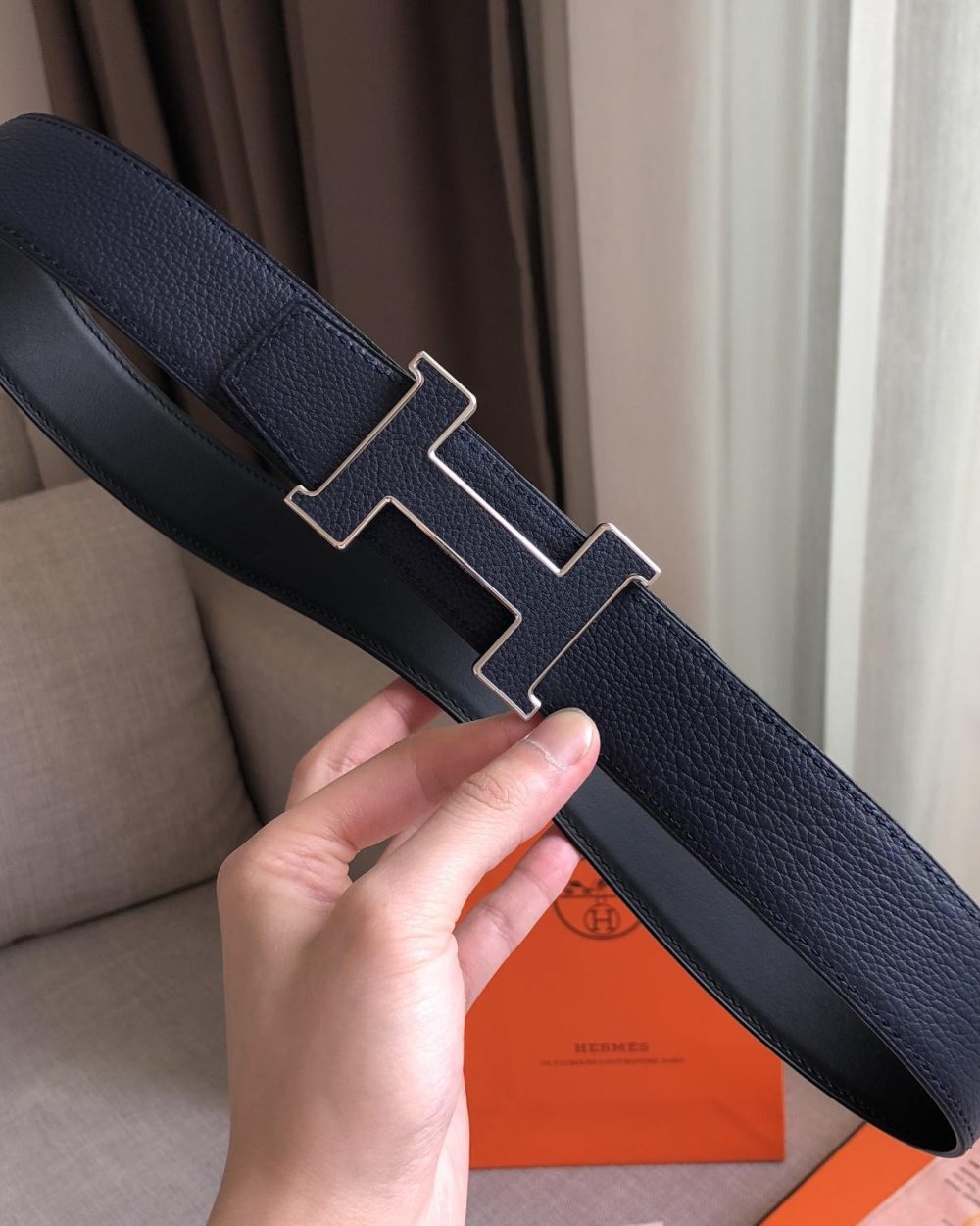 1:1 Replica Hermes H Guillochee Belt Buckle & Reversible Strap Black For Women, Women Belt