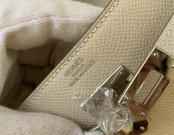 1:1 Replica Hermes Kelly Classique To Go Wallet  21cm/8.3in Gold Toned Hardware For Women Cream