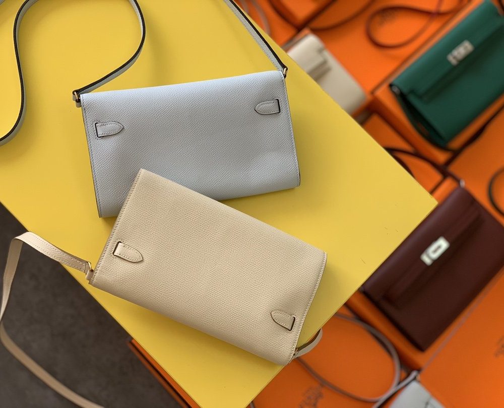 1:1 Replica Hermes Kelly Classique To Go Wallet 21cm/8.3in Gold Toned Hardware For Women Cream