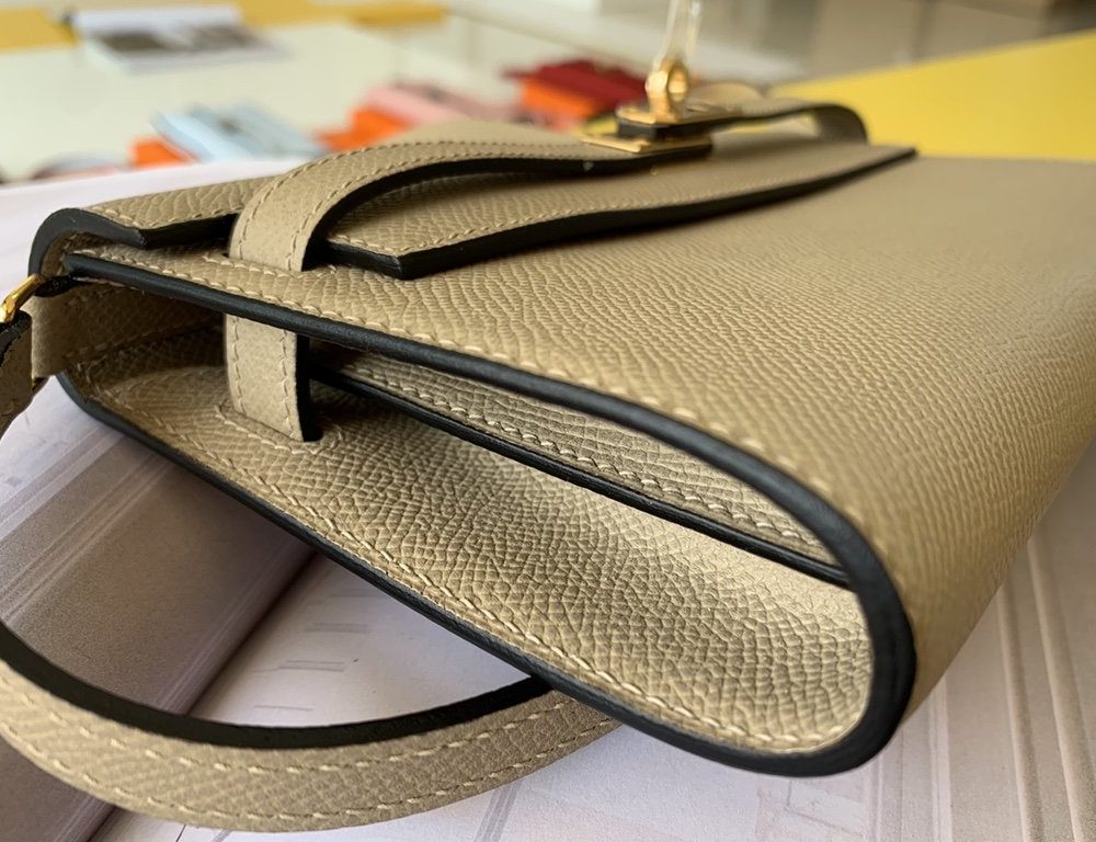 1:1 Replica Hermes Kelly Classique To Go Wallet 21cm/8.3in Gold Toned Hardware For Women Cream