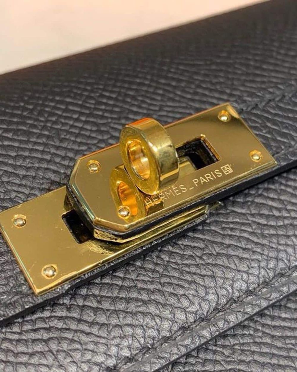 1:1 Replica Hermes Kelly Wallet To Go Woc Black With Gold Toned Hardware Bag For Women 8.2in/21cm