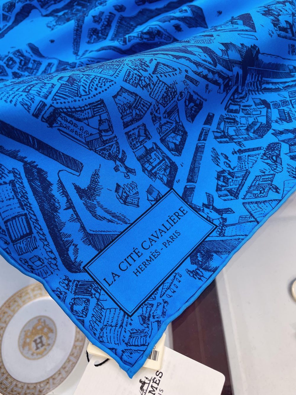 Hermes La Cite Cavalerie 2019 Octave Marsal Dark Blue 90cm/35in H003373S 04. - Image 8