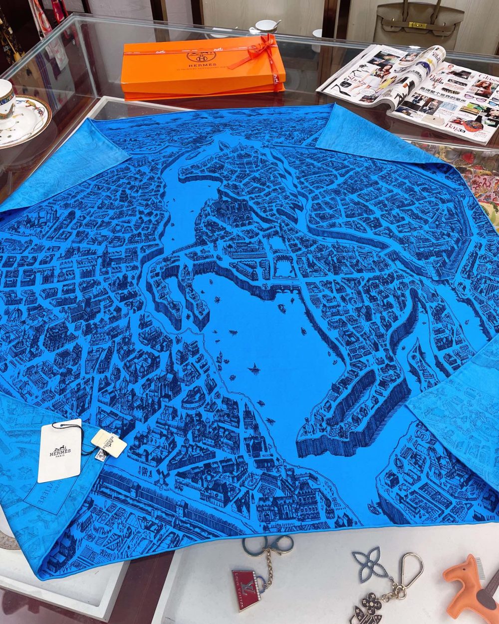 Hermes La Cite Cavalerie 2019 Octave Marsal Dark Blue 90cm/35in H003373S 04.