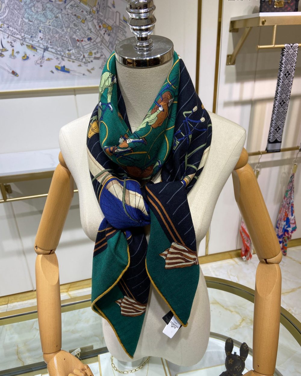 Hermes Les Becanes 70 Silk Blue/Dark Blue/Green Royal Scarf 140cm/55in