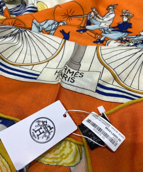 Hermes Les Becanes 70 Silk Orange/Blanc/Bleu Royal Scarf 140cm/55in 