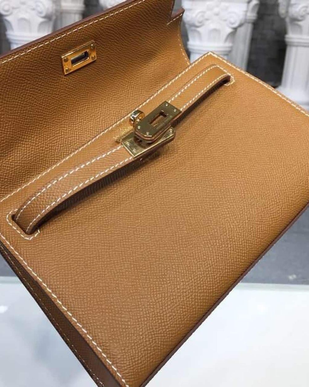 1:1 Replica Hermes Mini Kelly KP Pochette Gold For Women Hermes Mini Kelly KP Pochette Gold For Women Gold Toned Hardware 8.7in/22cm8.7in/22cm
