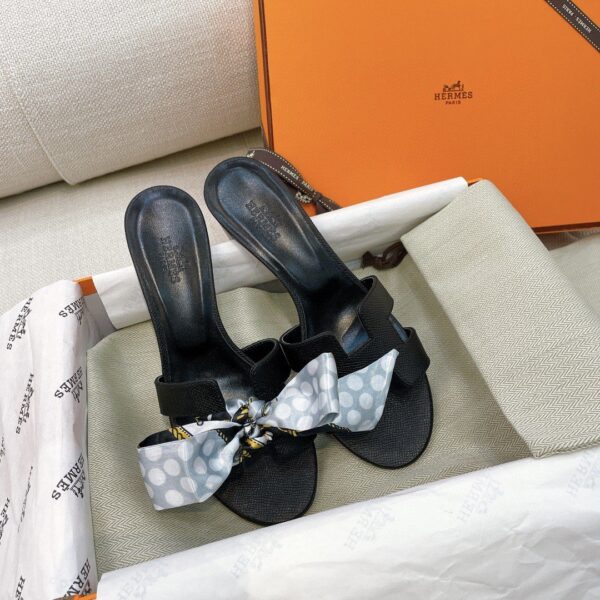 Hermes Oasis Sandal Black For Women, Women's Shoes H151215Z