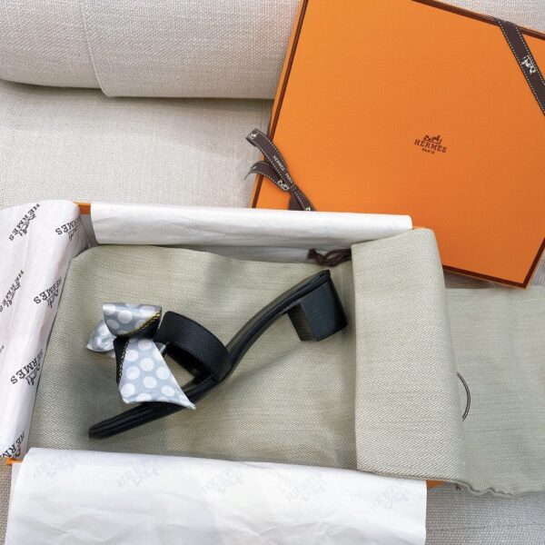 Hermes Oasis Sandal Black For Women, Women's Shoes H151215Z