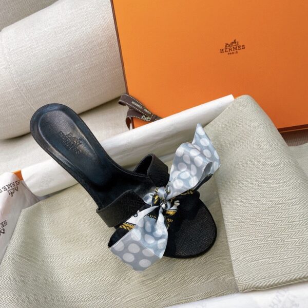 Hermes Oasis Sandal Black For Women, Women's Shoes H151215Z