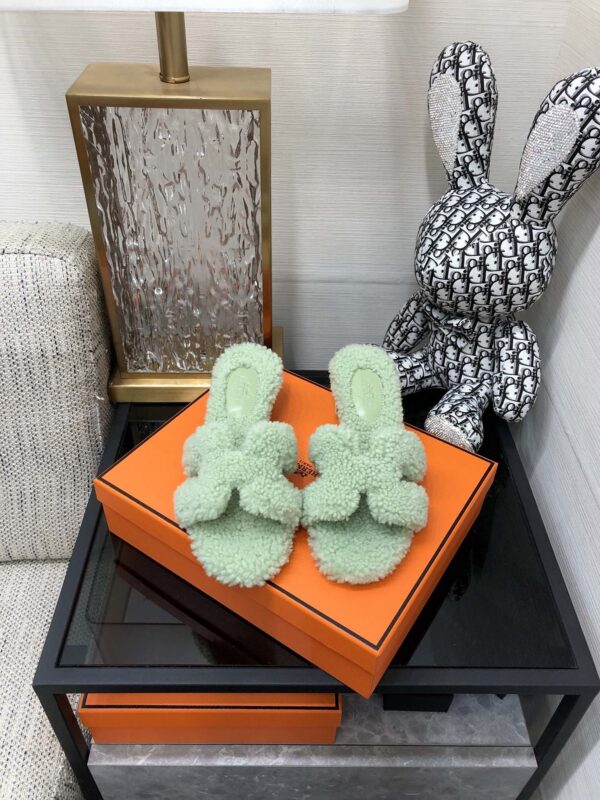 Hermes  Oasis Sandal Bright Green For Women 1.97in/5cm