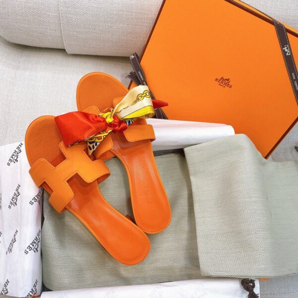 Hermes Oasis Sandal Orange For Women, Women's Shoes H151215Z 94350