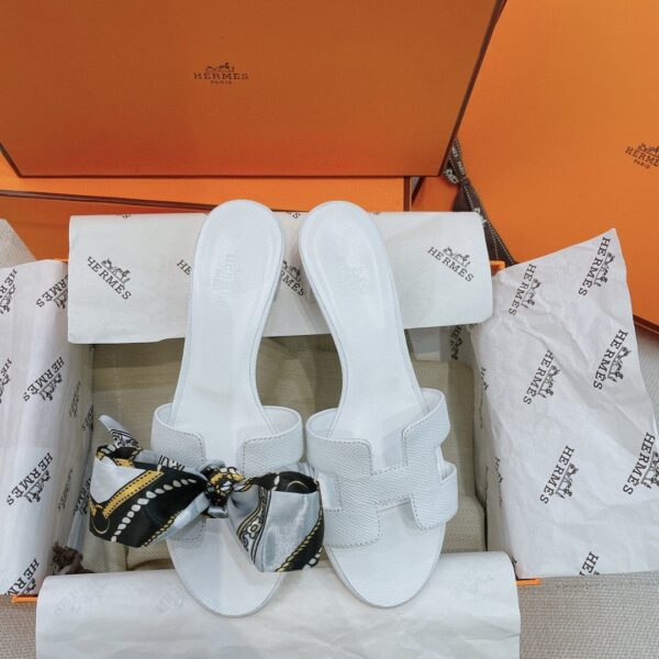 Hermes Oasis Sandal White For Women, Women's Shoes H151215Z