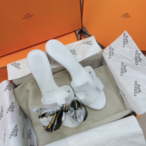 Hermes Oasis Sandal White For Women, Women's Shoes H151215Z