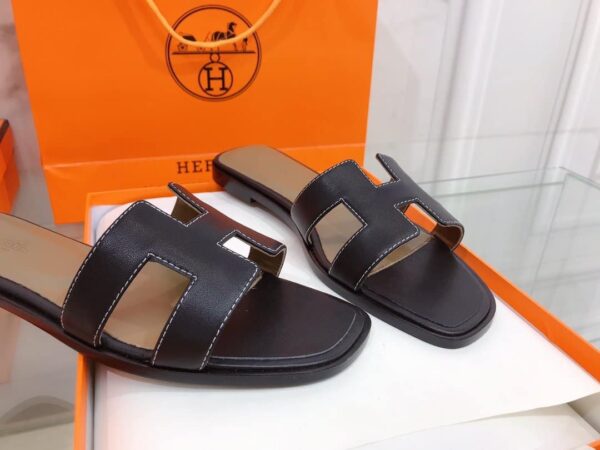 Hermes Oran Sandal Black For Women, Women's Shoes H021056Z