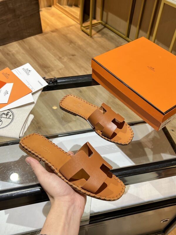 Hermes Oran Sandal Brown For Women, Women's Shoes H221110Z