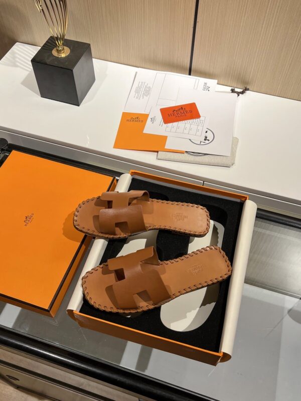 Hermes Oran Sandal Brown For Women, Women's Shoes H221110Z