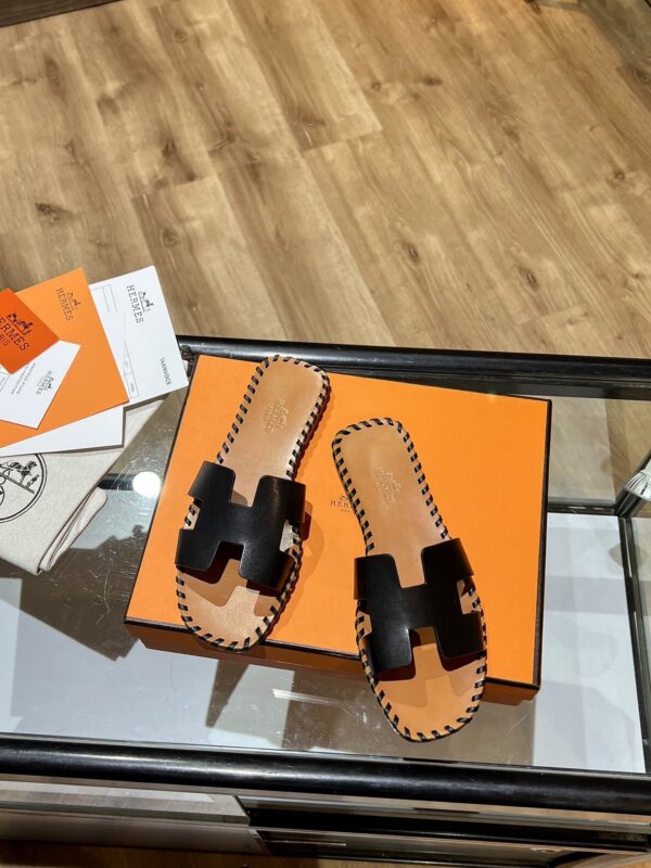 Hermes Oran Sandal Brown/Black For Women, Women's Shoes