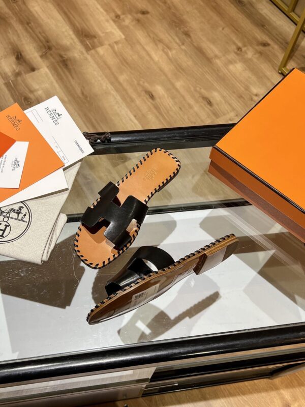 Hermes Oran Sandal Brown/Black For Women, Women's Shoes