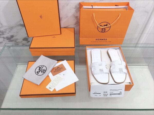 Hermes Oran Sandal White For Women, Women's Shoes H021056Z 02365